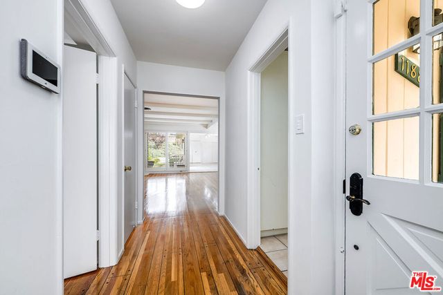 11889 Tiara Street, Valley Village, CA 91607