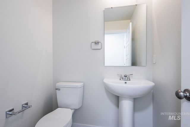 6644 S Nordean Ave, Meridian, ID 83642