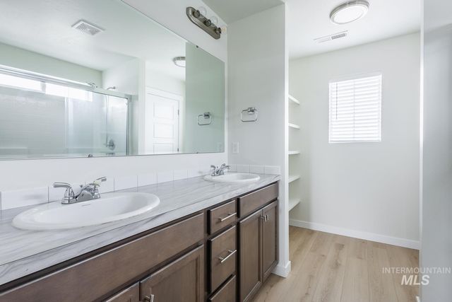 6644 S Nordean Ave, Meridian, ID 83642