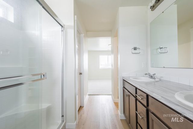 6644 S Nordean Ave, Meridian, ID 83642