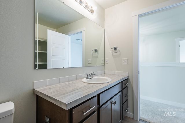 6644 S Nordean Ave, Meridian, ID 83642