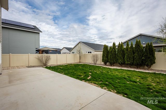 6644 S Nordean Ave, Meridian, ID 83642