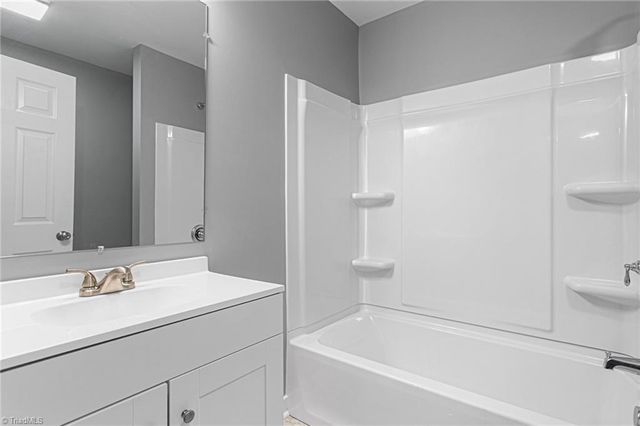 424 Rocky Knoll Road, Greensboro, NC 27406