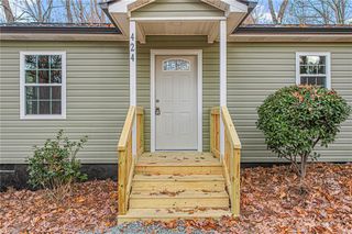 424 Rocky Knoll Road, Greensboro, NC 27406