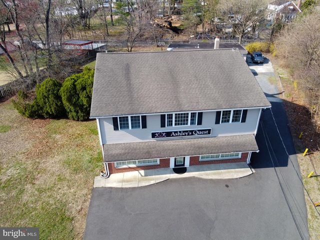 33 KUSER ROAD, Hamilton, NJ 08619