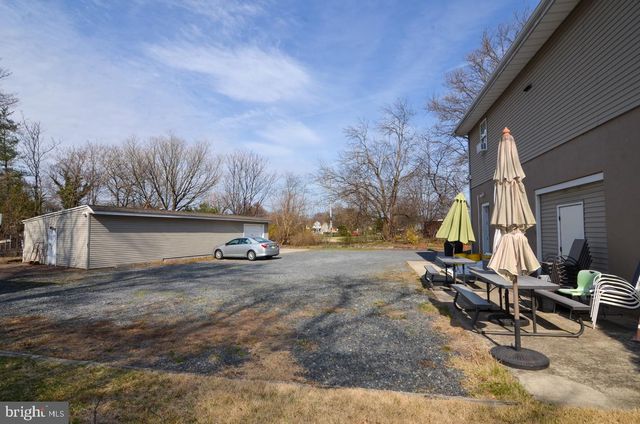 33 KUSER ROAD, Hamilton, NJ 08619