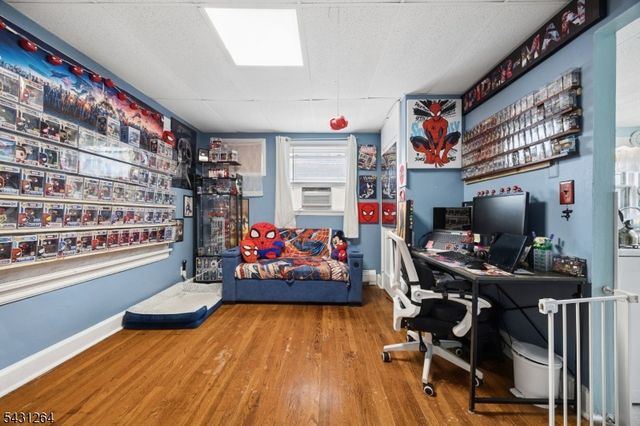 86 Llewellyn Ave, Hawthorne Boro, NJ 07506