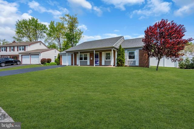 28 NORMAN LN, Willingboro, NJ 08046
