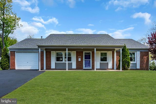 28 NORMAN LN, Willingboro, NJ 08046
