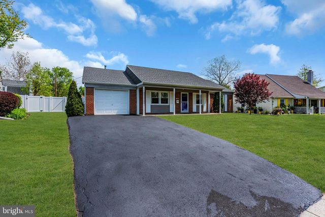 28 NORMAN LN, Willingboro, NJ 08046