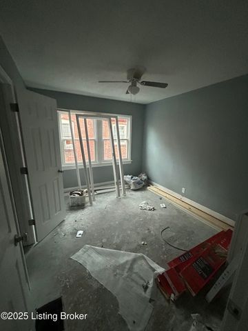 631 S 37th St, Louisville, KY 40211