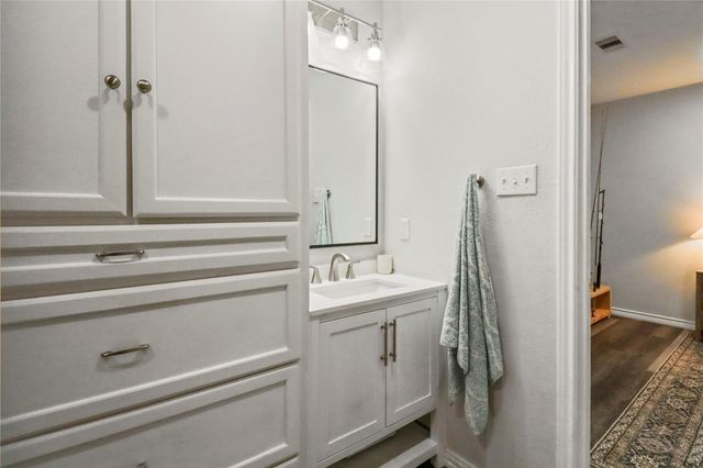 1503 W 5th Street, Freeport, TX 77541