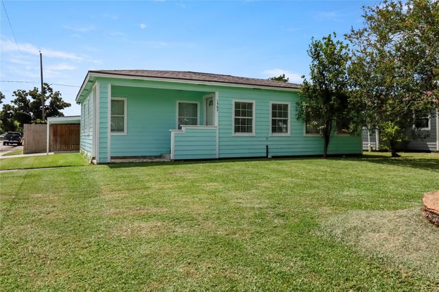 1503 W 5th Street, Freeport, TX 77541