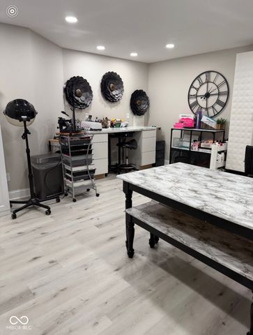 5732 Lake Bend Court, Bargersville, IN 46106