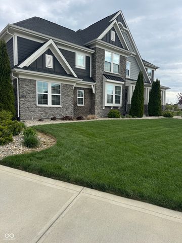 5732 Lake Bend Court, Bargersville, IN 46106