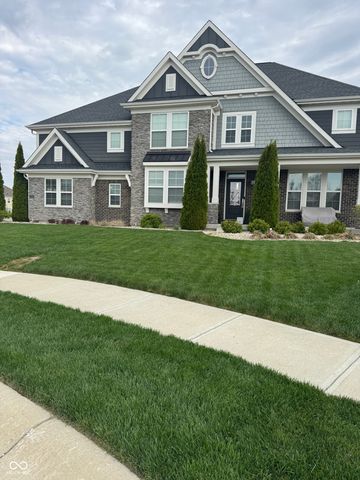5732 Lake Bend Court, Bargersville, IN 46106