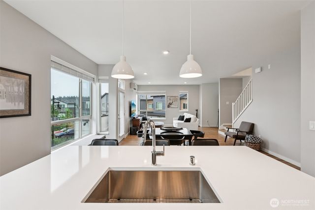 32742 Hemlock Avenue SE, Black Diamond, WA 98010