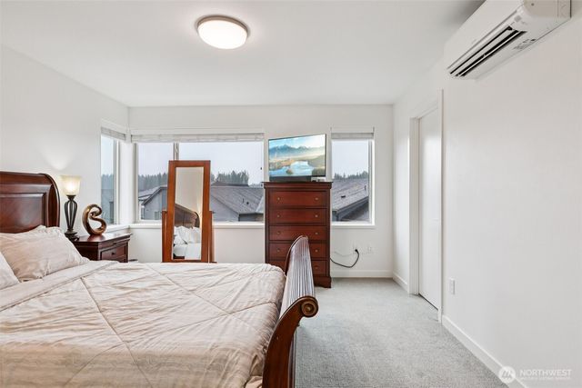 32742 Hemlock Avenue SE, Black Diamond, WA 98010