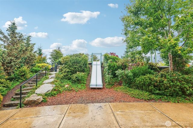 32742 Hemlock Avenue SE, Black Diamond, WA 98010