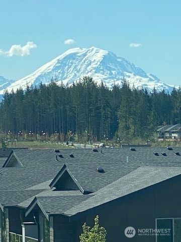 32742 Hemlock Avenue SE, Black Diamond, WA 98010