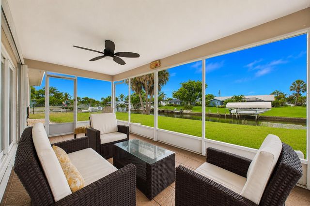 132 CONCORD DRIVE NE, Port Charlotte, FL 33952