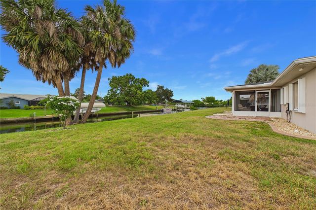 132 CONCORD DRIVE NE, Port Charlotte, FL 33952