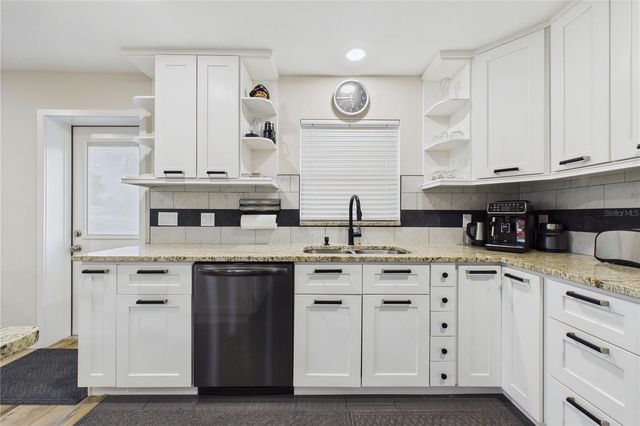 132 CONCORD DRIVE NE, Port Charlotte, FL 33952
