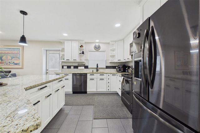 132 CONCORD DRIVE NE, Port Charlotte, FL 33952