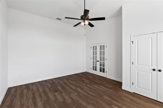 2410 Hedrick Dr, Corpus Christi, TX 78415