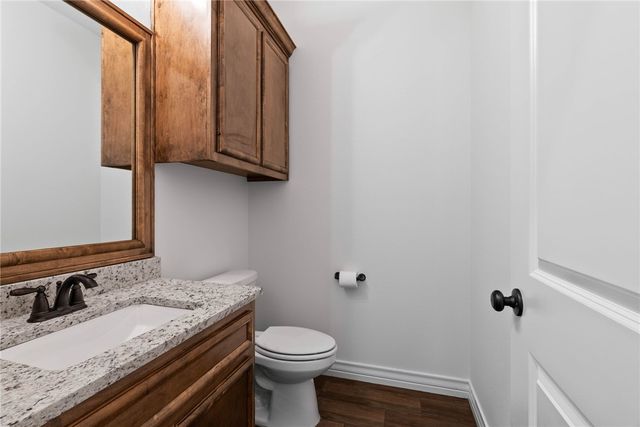 2410 Hedrick Dr, Corpus Christi, TX 78415