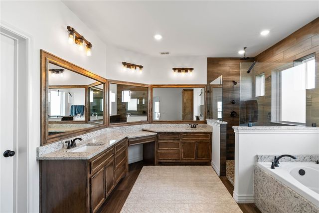 2410 Hedrick Dr, Corpus Christi, TX 78415