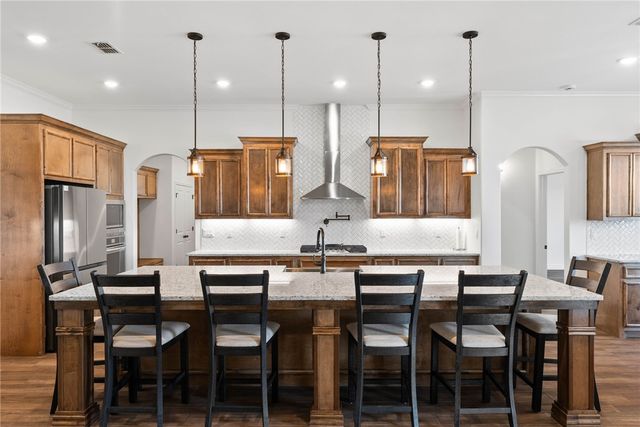 2410 Hedrick Dr, Corpus Christi, TX 78415