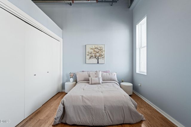 700 Market Street Unit 215, Chapel Hill, NC 27516