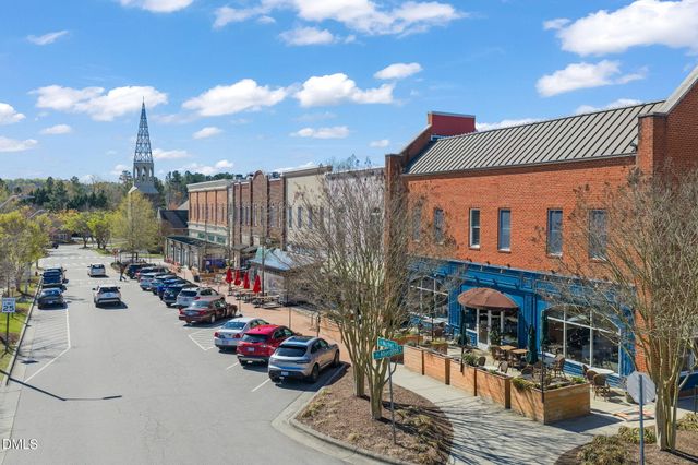 700 Market Street Unit 215, Chapel Hill, NC 27516