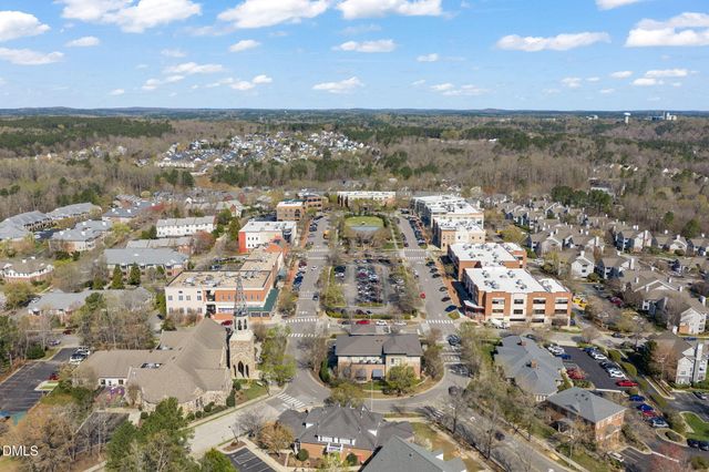 700 Market Street Unit 215, Chapel Hill, NC 27516