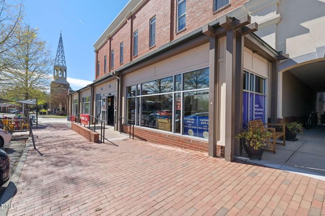 700 Market Street Unit 215, Chapel Hill, NC 27516