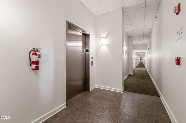 700 Market Street Unit 215, Chapel Hill, NC 27516