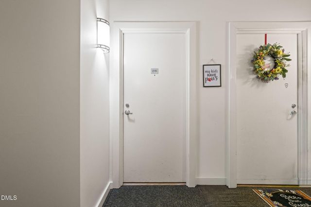 700 Market Street Unit 215, Chapel Hill, NC 27516