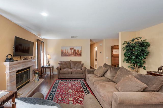 758 Cranmont Court, Simi Valley, CA 93065