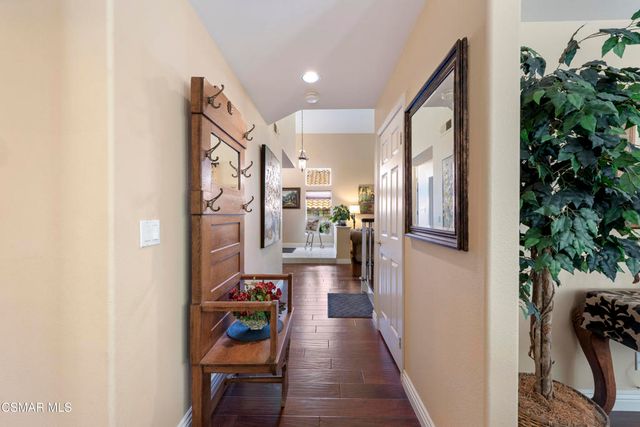 758 Cranmont Court, Simi Valley, CA 93065