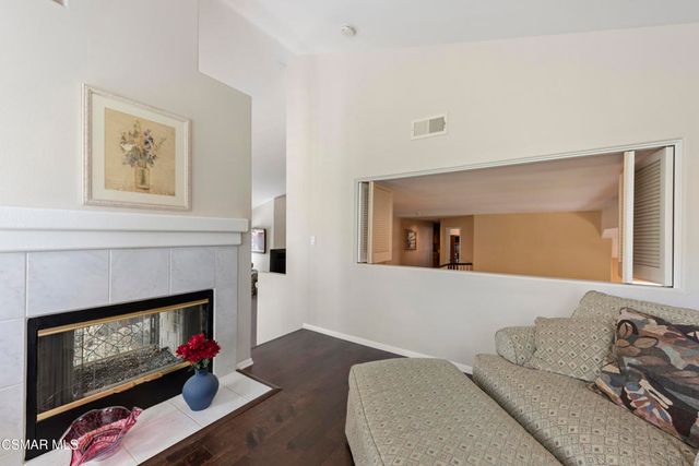 758 Cranmont Court, Simi Valley, CA 93065