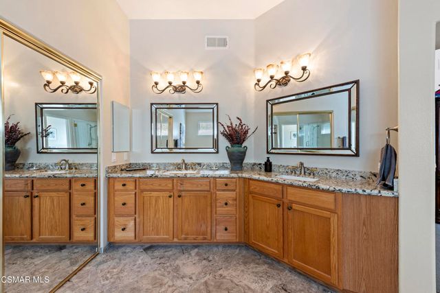 758 Cranmont Court, Simi Valley, CA 93065