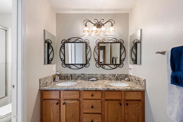 758 Cranmont Court, Simi Valley, CA 93065