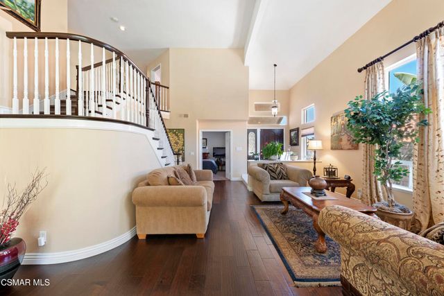 758 Cranmont Court, Simi Valley, CA 93065