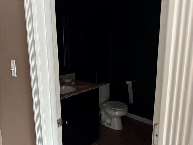 201 NW Hackberry Street, Lee's Summit, MO 64064