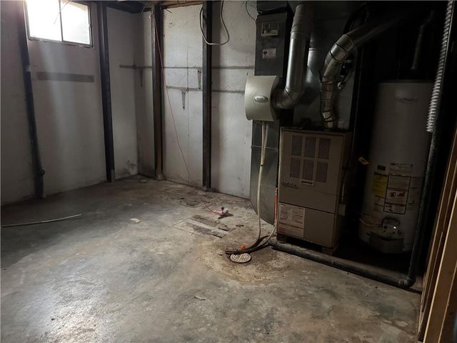 201 NW Hackberry Street, Lee's Summit, MO 64064