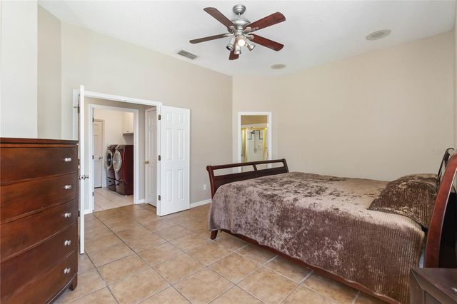 8122 CANYON LAKE CIRCLE, Orlando, FL 32835