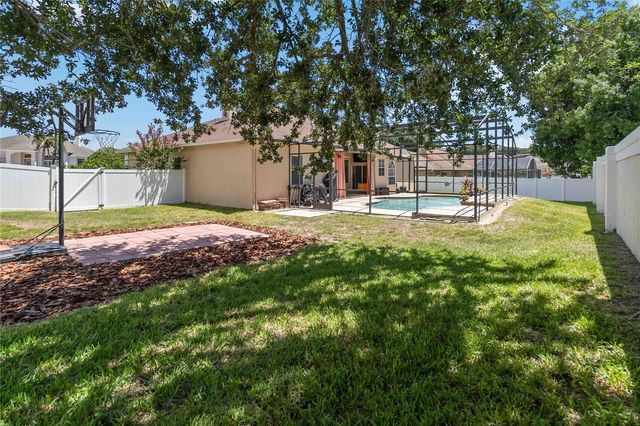 8122 CANYON LAKE CIRCLE, Orlando, FL 32835