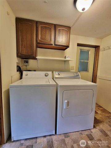 213 Sommerville Road, Chehalis, WA 98532