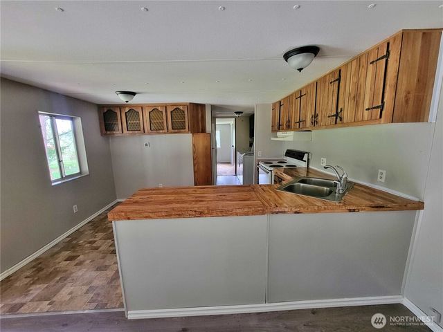213 Sommerville Road, Chehalis, WA 98532